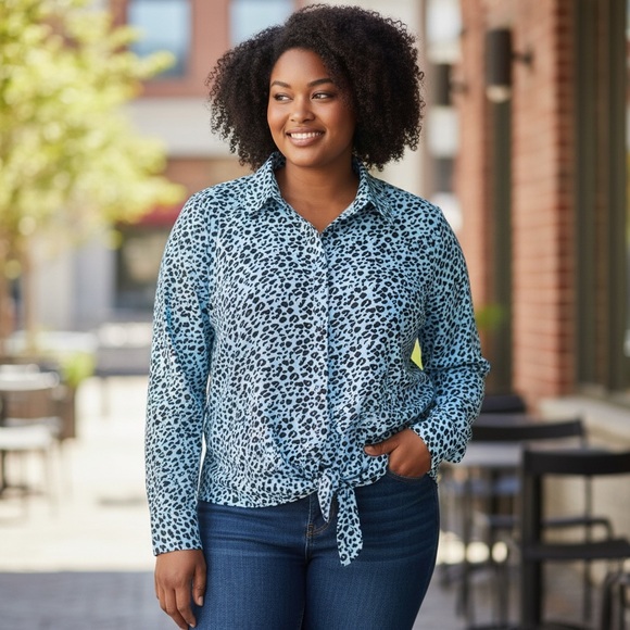 Chico's Tops - Chico's Blue Long Sleeve Animal Print Lightweight Button Down Shirt Size 0